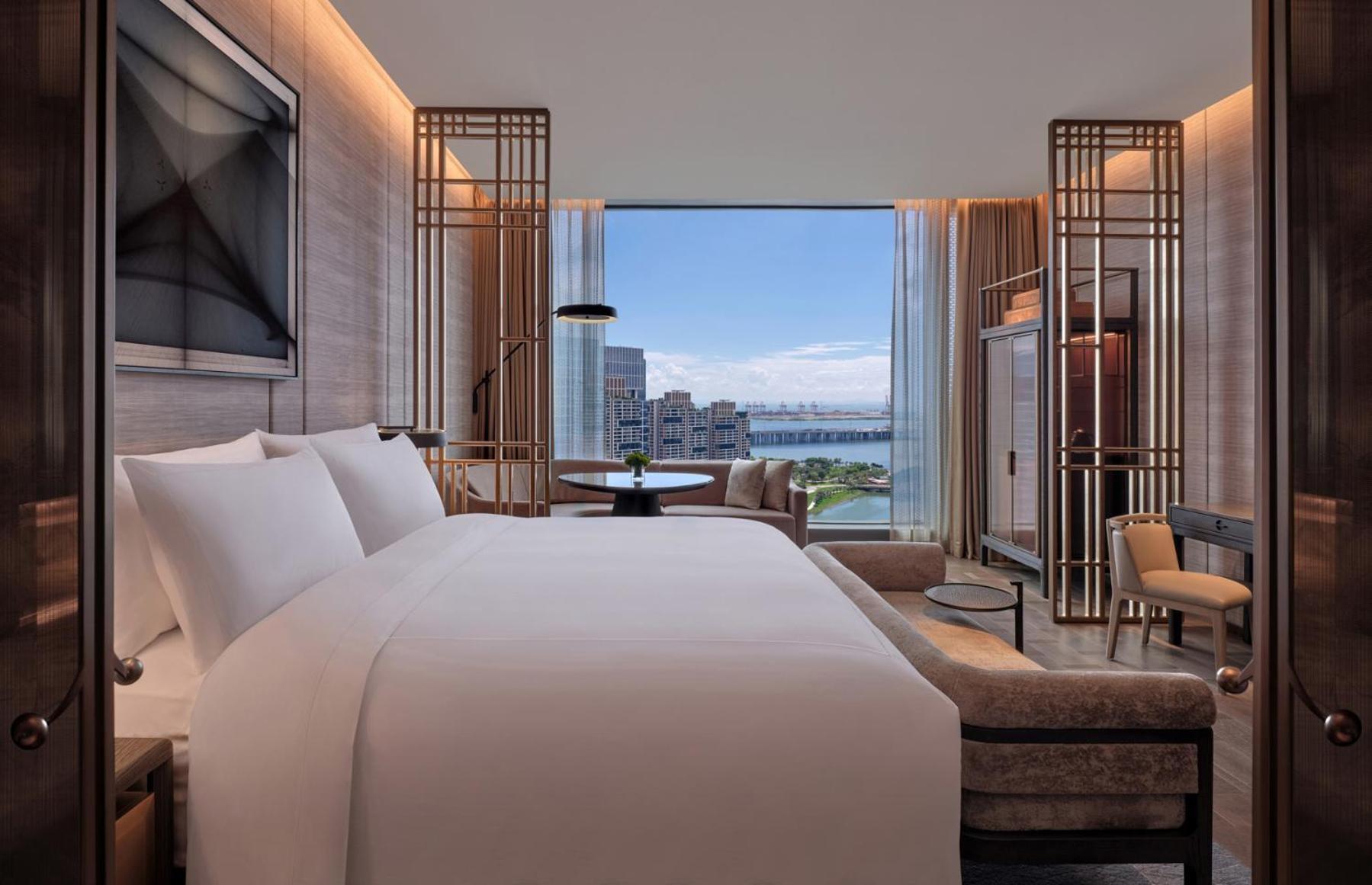 Conrad Shenzhen, The First Art Museum Hotel In Greater Bay Area With The Stunning Bay And Sunset View In The Hotel Terrace Bagian luar foto