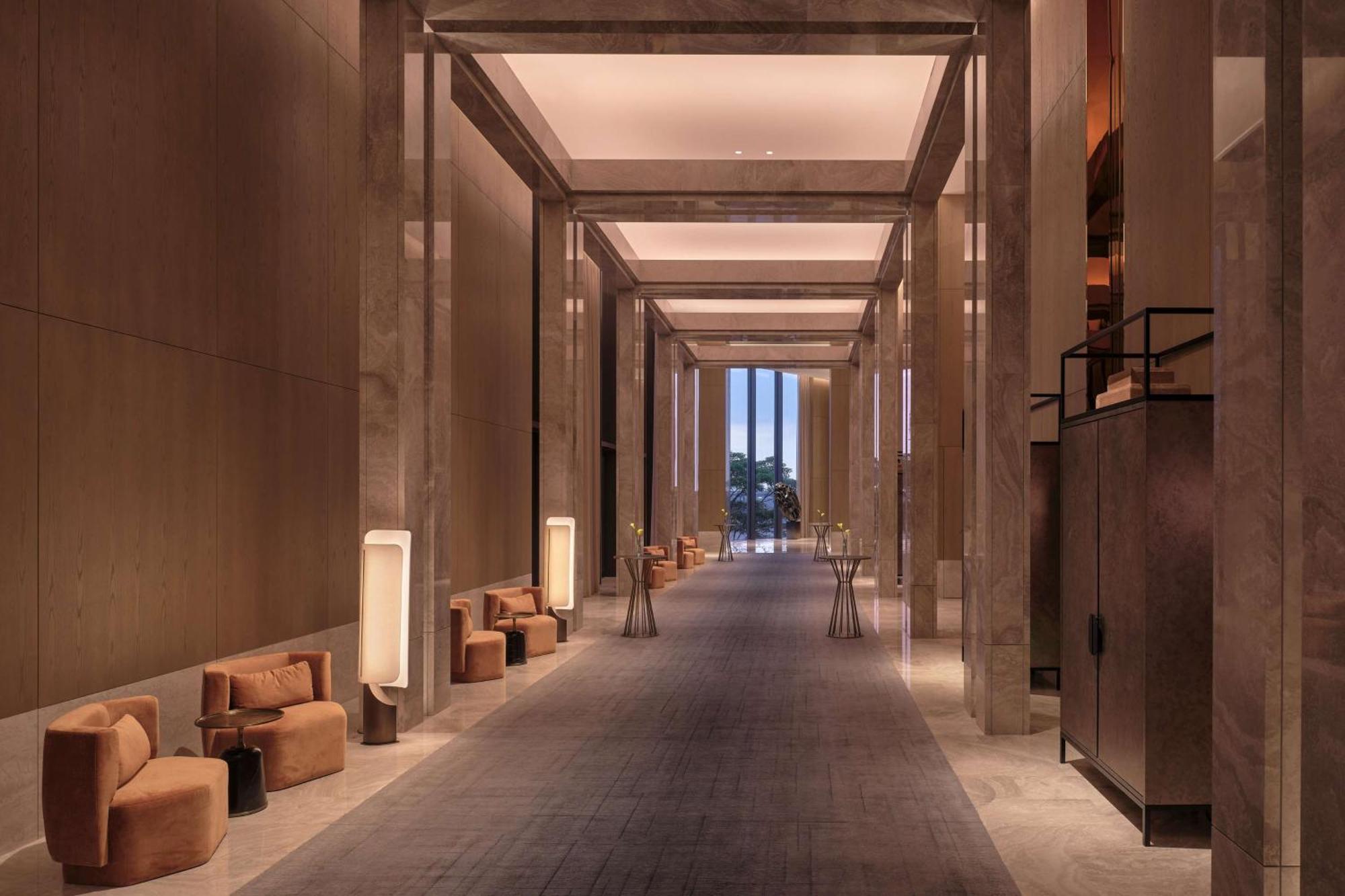 Conrad Shenzhen, The First Art Museum Hotel In Greater Bay Area With The Stunning Bay And Sunset View In The Hotel Terrace Bagian luar foto