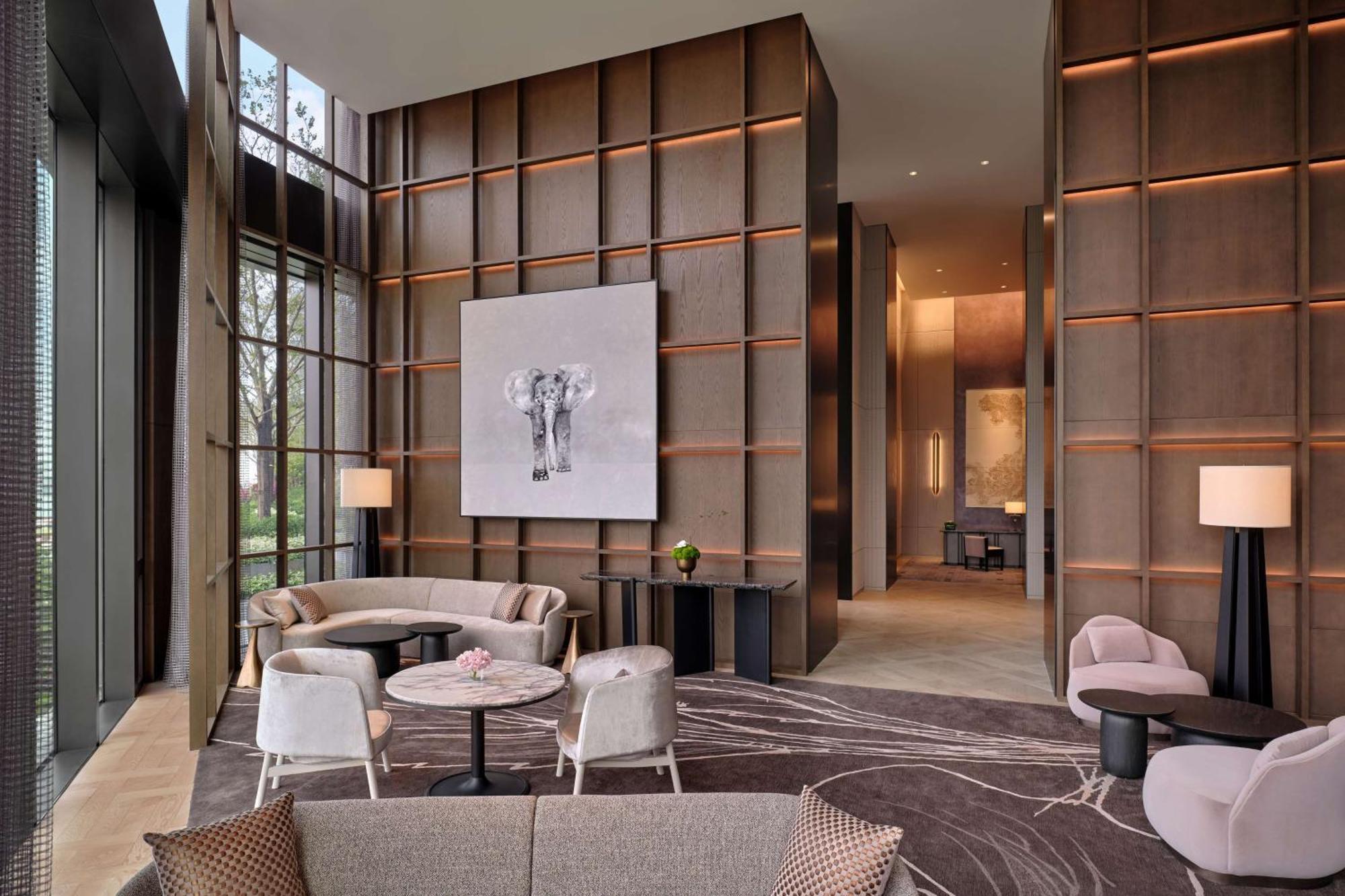 Conrad Shenzhen, The First Art Museum Hotel In Greater Bay Area With The Stunning Bay And Sunset View In The Hotel Terrace Bagian luar foto