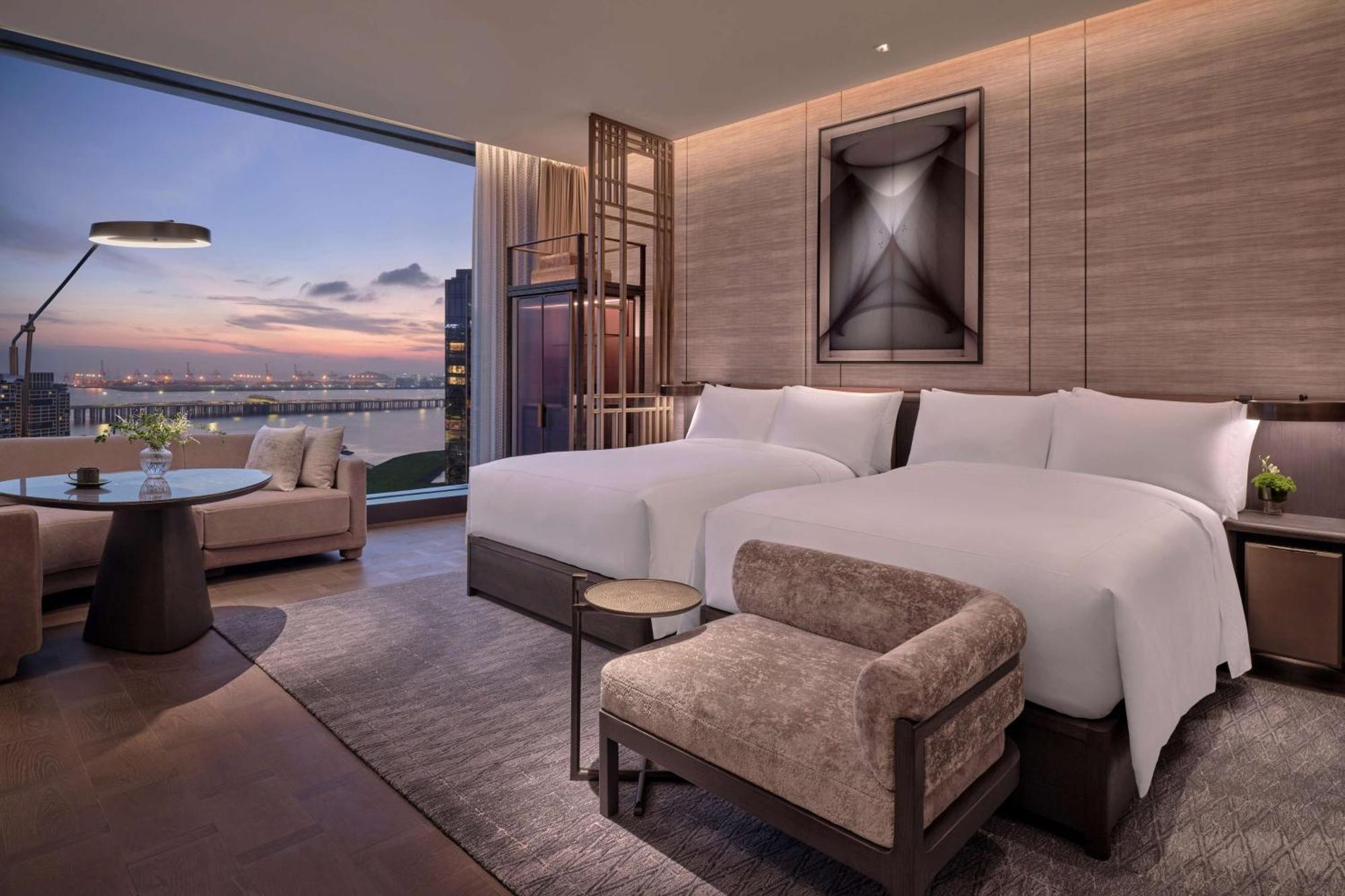 Conrad Shenzhen, The First Art Museum Hotel In Greater Bay Area With The Stunning Bay And Sunset View In The Hotel Terrace Bagian luar foto