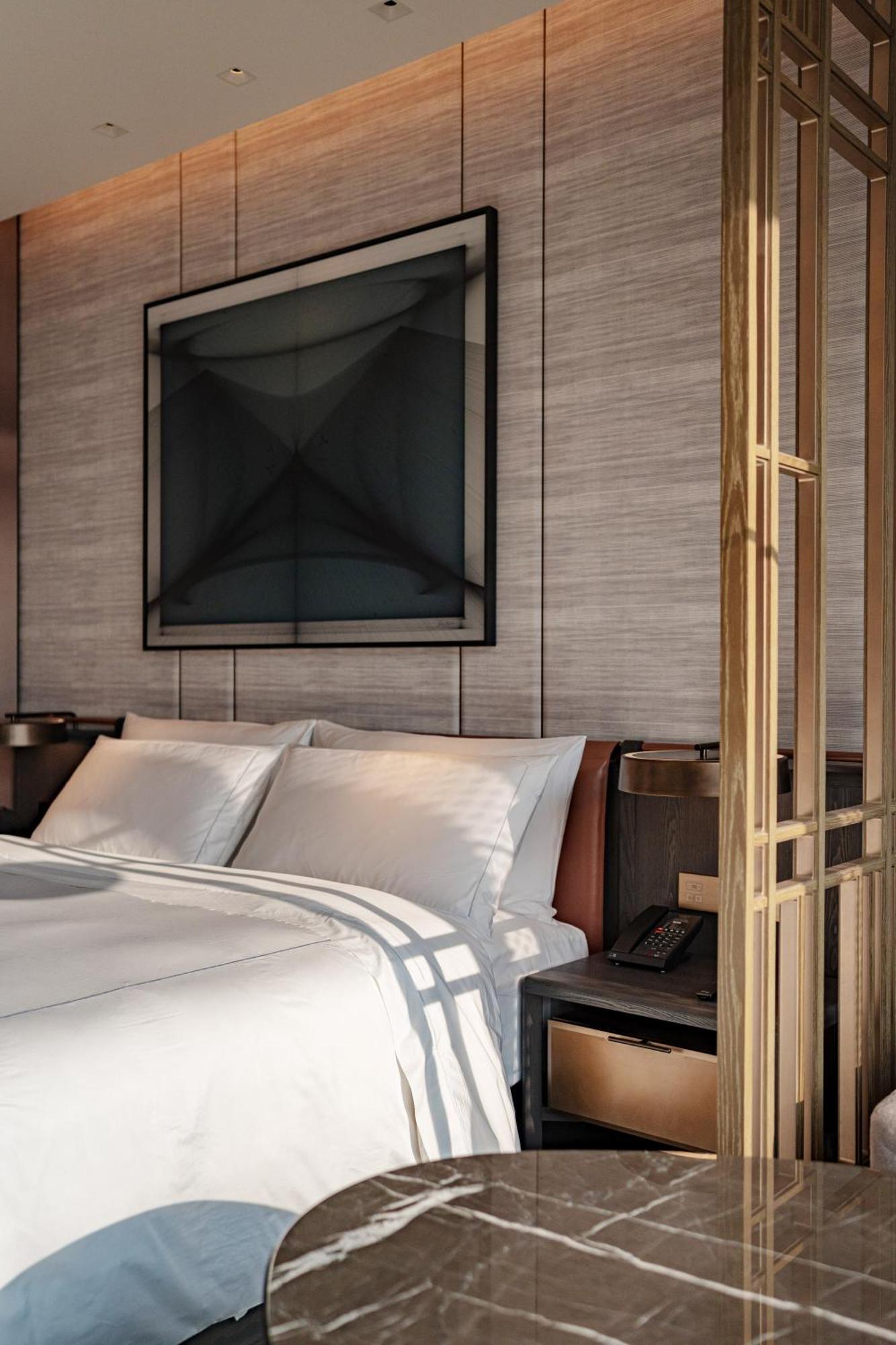 Conrad Shenzhen, The First Art Museum Hotel In Greater Bay Area With The Stunning Bay And Sunset View In The Hotel Terrace Bagian luar foto